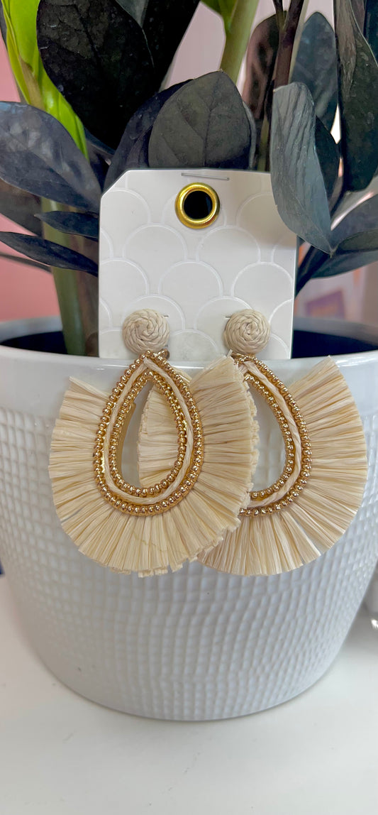 Raffia Teardrop Dangled Earring